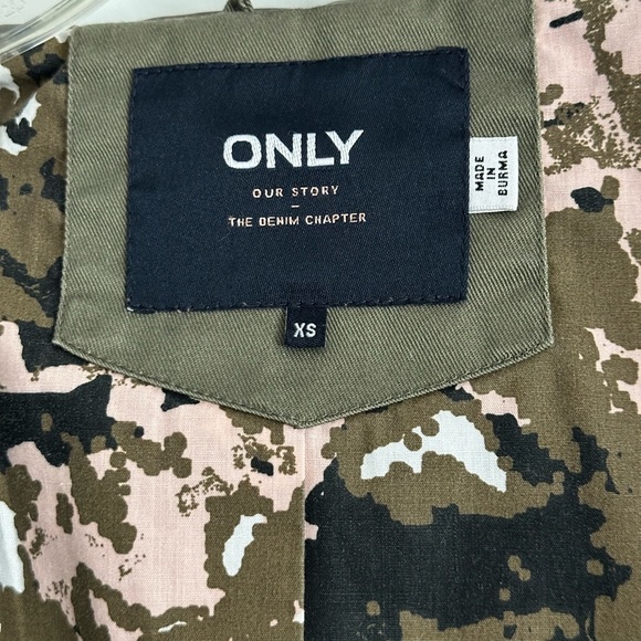 🌟Like New🌟 Only: Women’s Light Jacket- Size XS - Picture 2 of 10